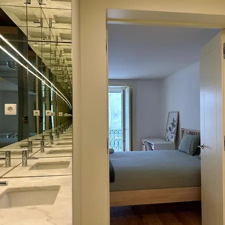 Luxuoso Quarto Com Banheiro Privativo No Centro De Lisbon